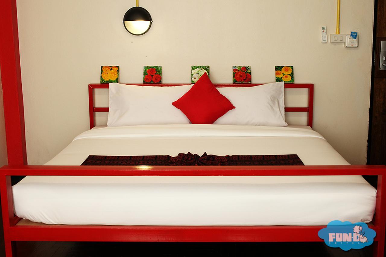 Fun-D Hostel Chiang Rai Bagian luar foto