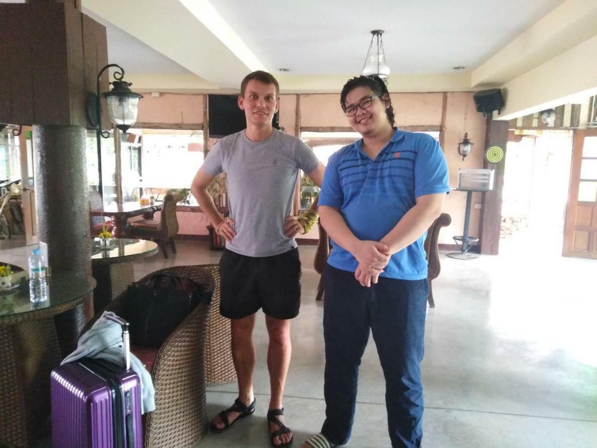 Fun-D Hostel Chiang Rai Bagian luar foto