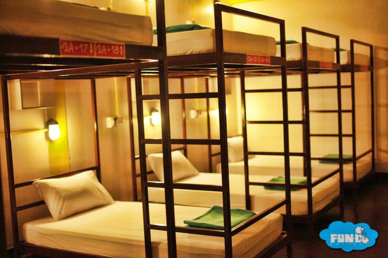 Fun-D Hostel Chiang Rai Bagian luar foto
