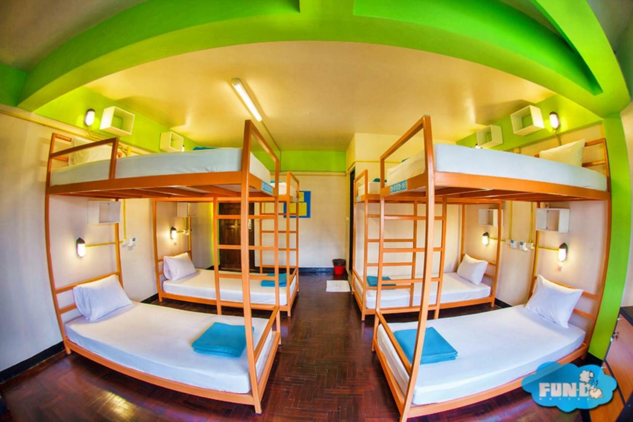 Fun-D Hostel Chiang Rai Bagian luar foto